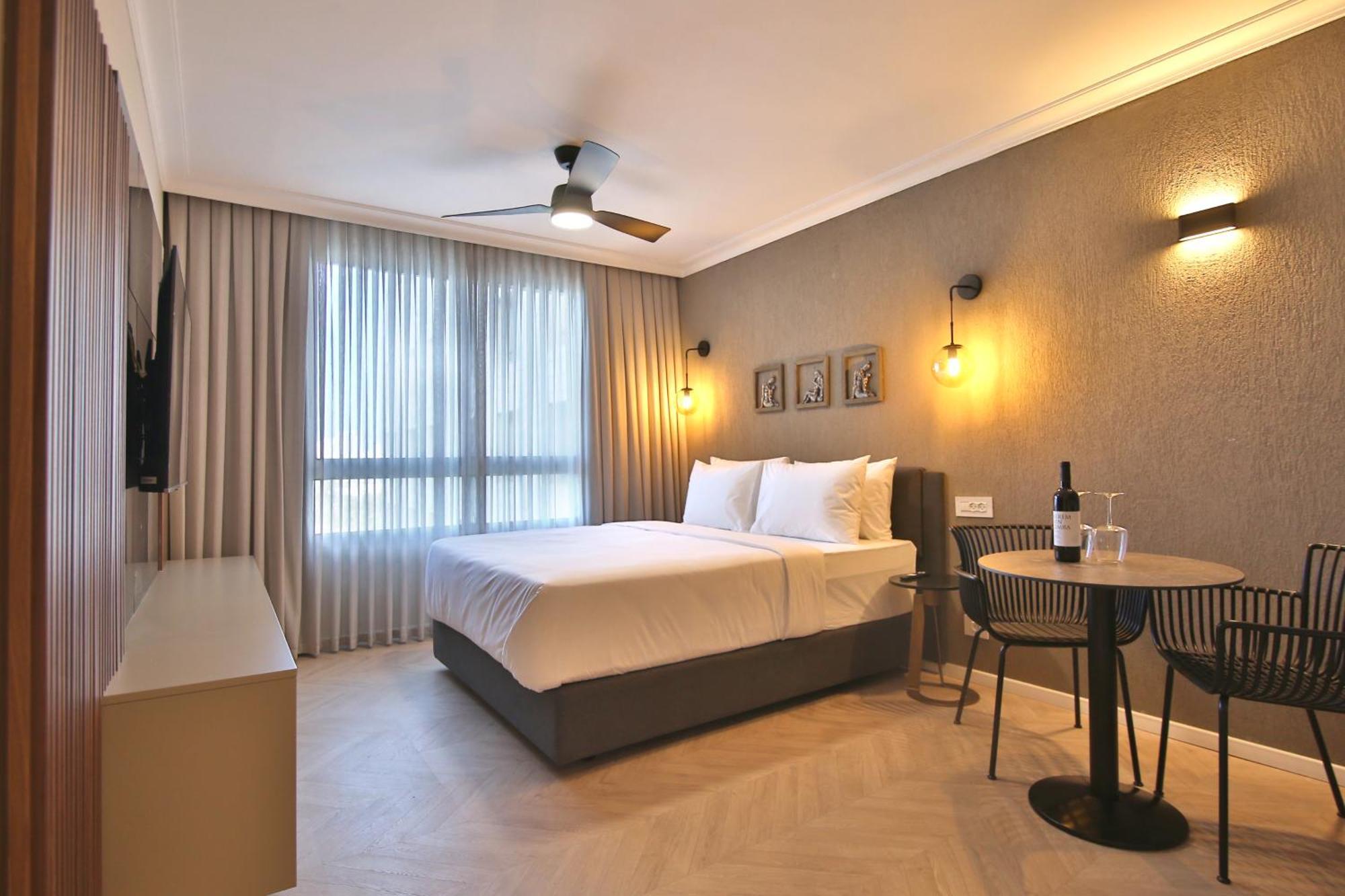 Luxury Suites By Notaly Ariel - Carmel Beach Haifa Kültér fotó
