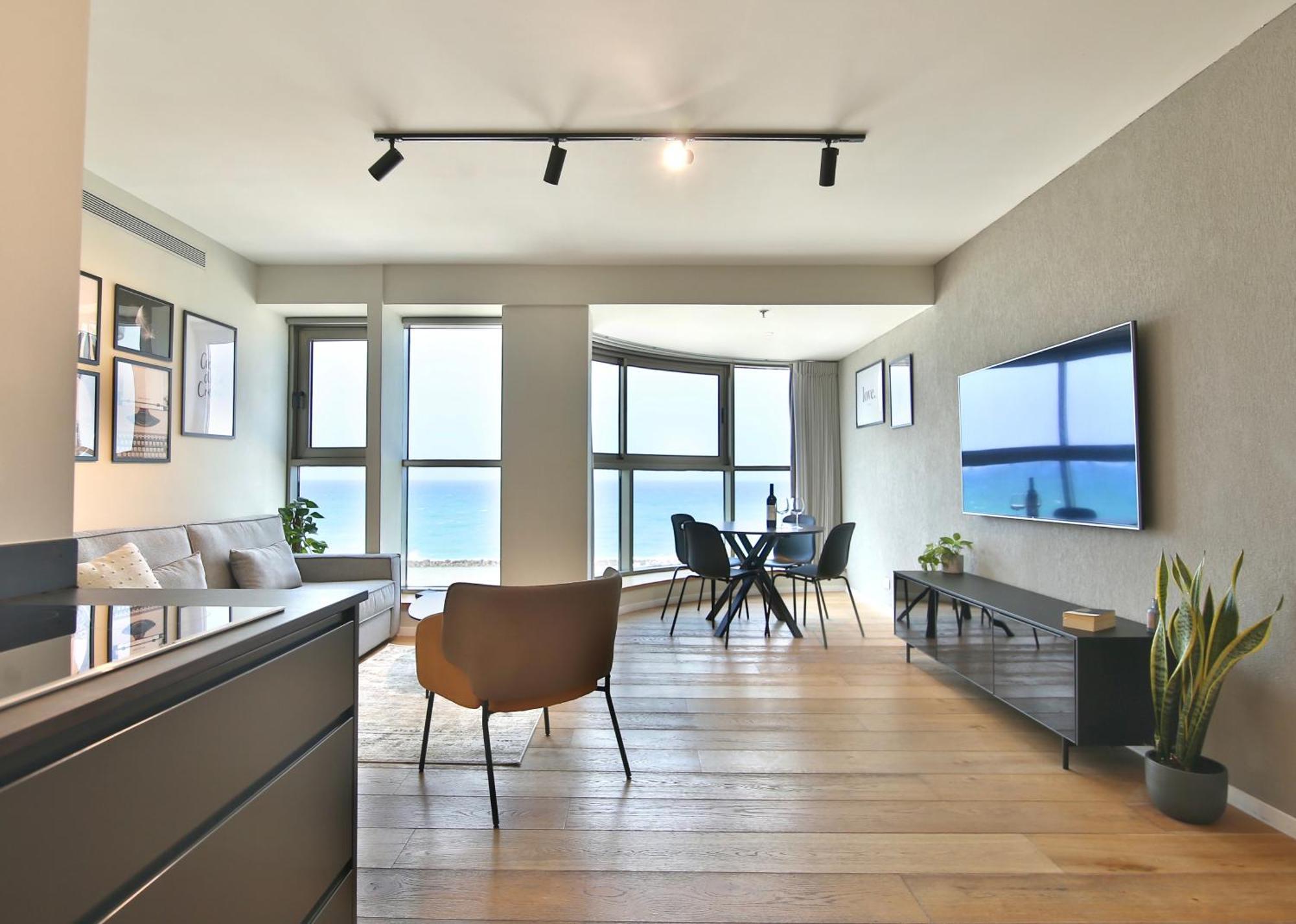 Luxury Suites By Notaly Ariel - Carmel Beach Haifa Kültér fotó