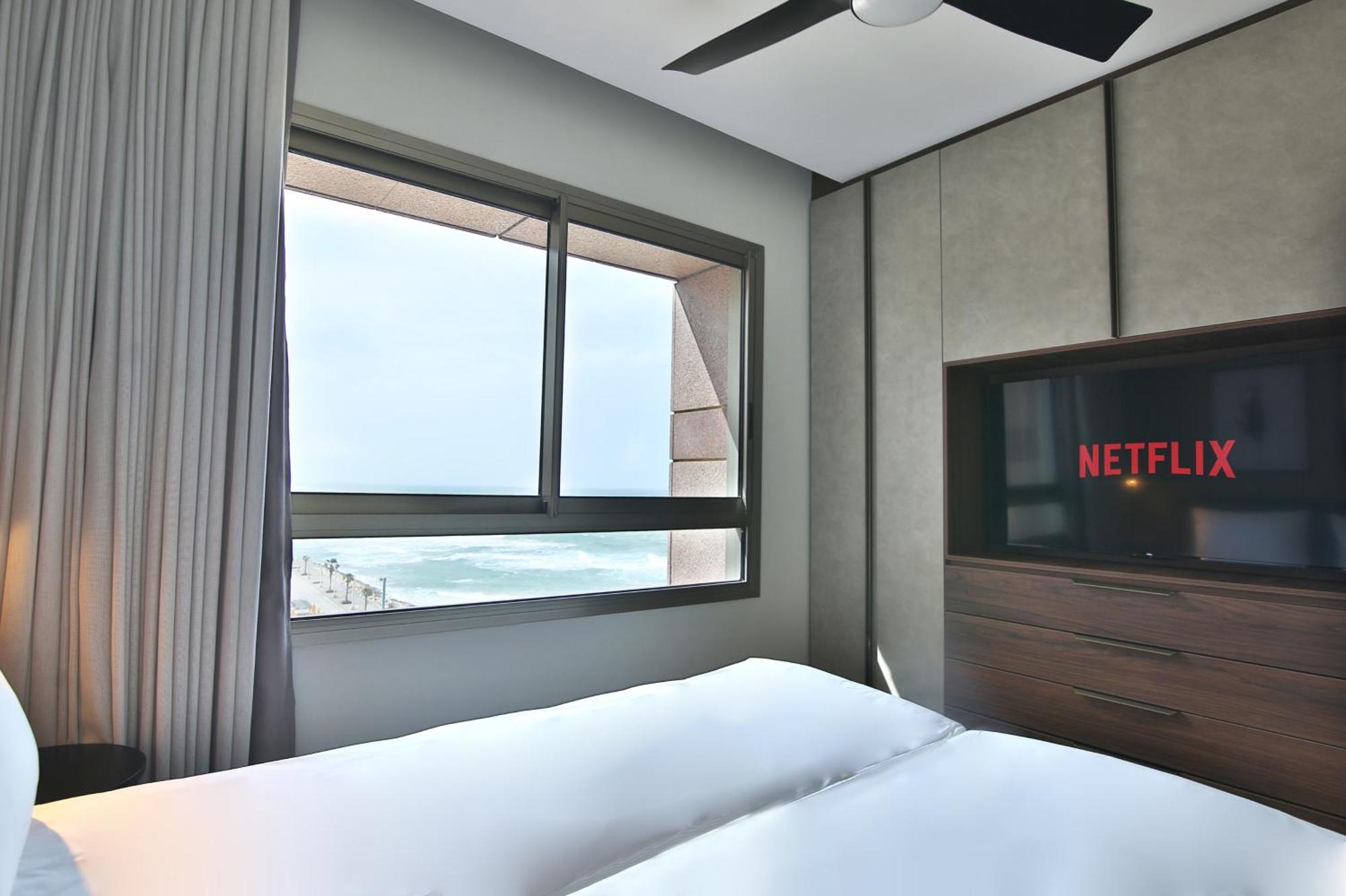 Luxury Suites By Notaly Ariel - Carmel Beach Haifa Kültér fotó
